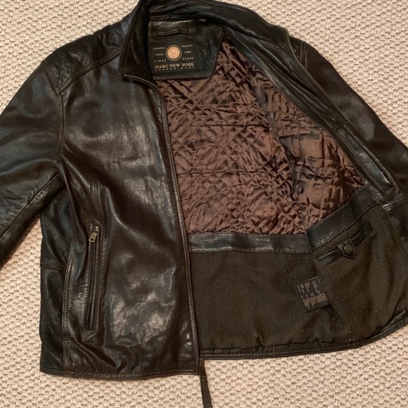 Andrew Marc leather jacket. - Picture 6 of 7
